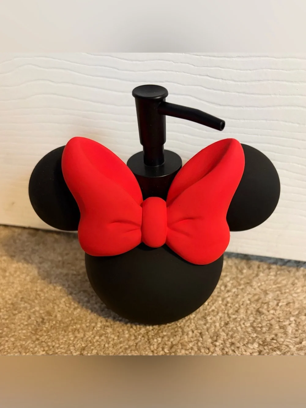 Disney Minnie Mouse Soap Dispenser Pump New